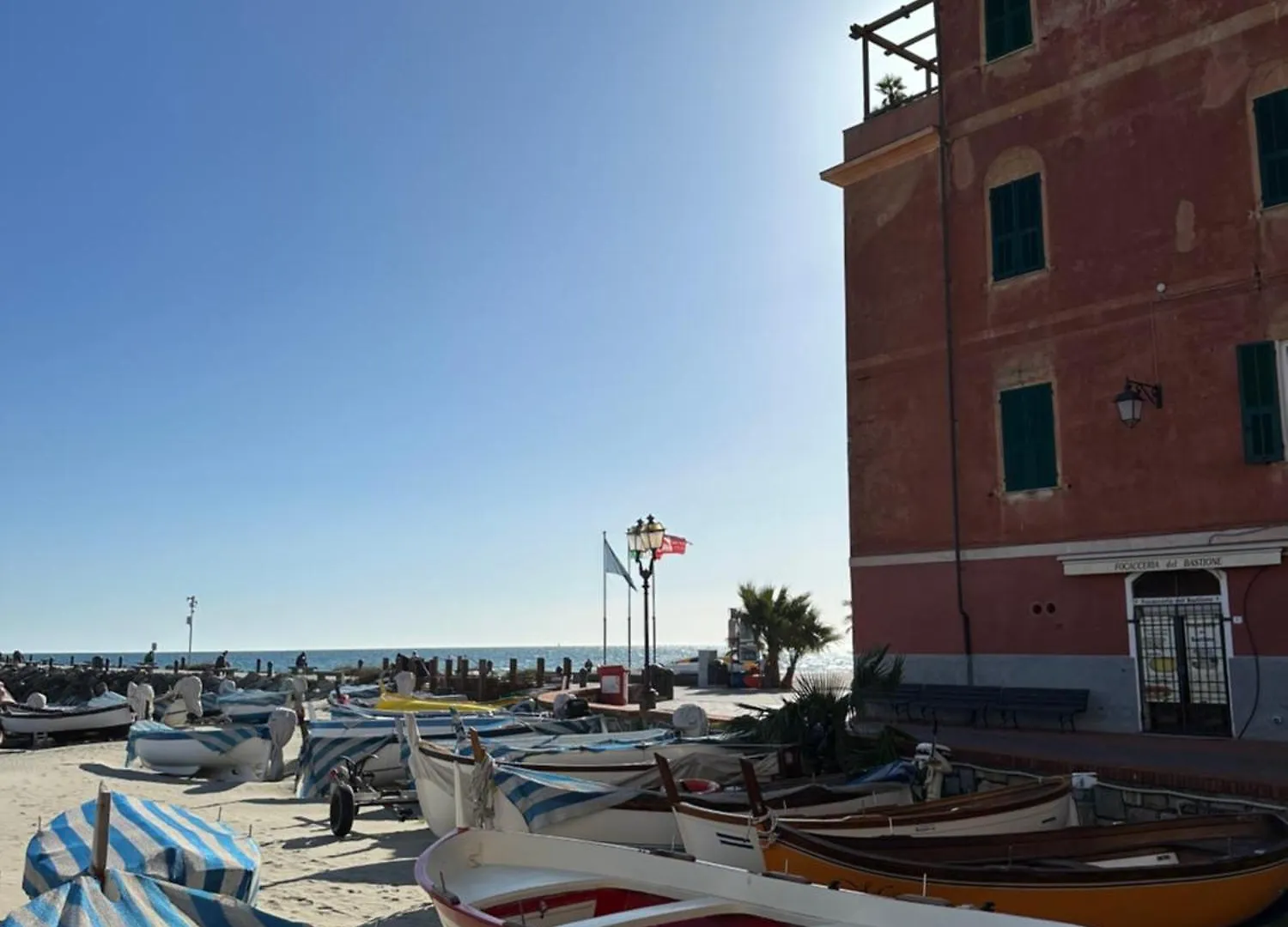 Hotel Mambo Laigueglia 3*,  Italy